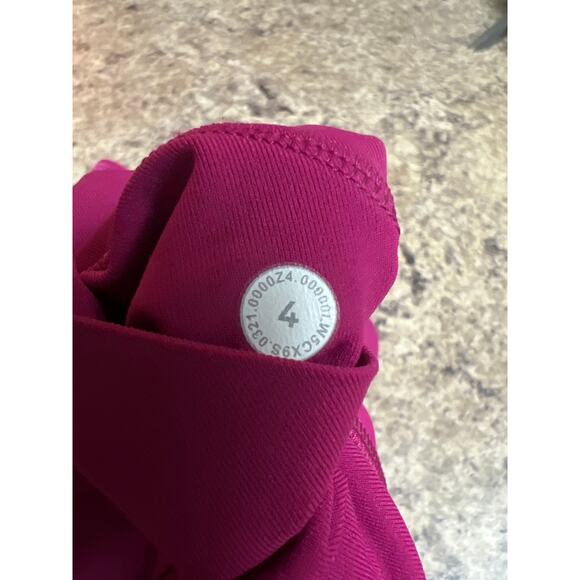 Lululemon Swift Speed High-Rise Tight
28" Size 4 - Picture 4 of 6